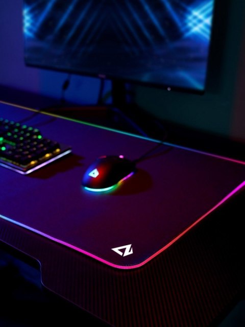KM-P7 RGB podkładka pod mysz i klawiaturę XXL gamingowa| 900x400x4mm | wodoodporna | gumowany spód | aplikacja G-aim Control Cen